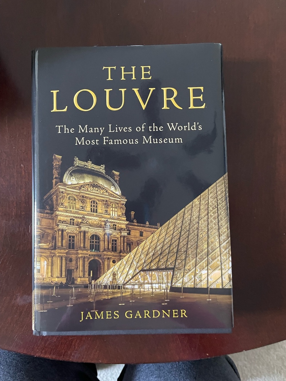 Louvre Books Bundle of 3